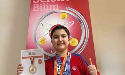 Dünya birincisi 4. sınıf öğrencisi Kerem'in hedefi Cahit Arf gibi bilim insanı olmak