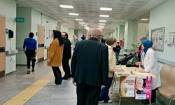 Düzce'de Kanser Haftası'nda farkındalık standı kuruldu