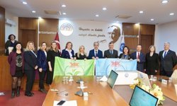 Ege Üniversitesi Senatosunda başarılı akademisyenler ve birimler ödüllendirildi