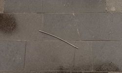 Elazığ'da kafasına demir çubuk düşen şahıs yaralandı