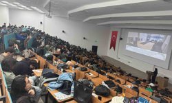 Elazığ'da tıp öğrencilerine kadına şiddetle mücadele eğitimi