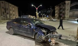 Emet'te iki araç çarpıştı: 2 yaralı