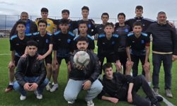 Erzincan Fen Lisesi futbol takımı il birincisi oldu