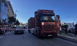 Esenyurt'ta tırın çarptığı kadın hayatını kaybetti