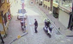 Fatih'te cezaevinden izinli çıkarak ailesinin yanına gelen şahıs kendini ateşe verdi