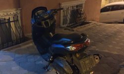 Fatih'te iş yerine silahlı saldırı kamerada: 3 şüpheli yakalandı