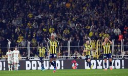 Fenerbahçe, derbiye puan kaybıyla gidiyor