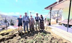 Fransız çift, Sarıgöl'de Türk misafirperverliğiyle tanıştı