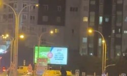 Galibiyet kutlamalarında Galatasaylı taraftar otobüsün üzerinde yolculuk yaptı