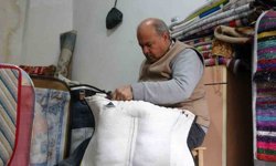 Gaziantep'te 45 yıllık semerci ustası mesleğini yaşatmaya çalışıyor