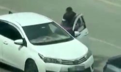 Gaziantep'te trafikte yaşanan şiddet olayı cep telefonu kamerasında