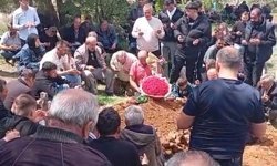 Gelin çiçeği, damadın mezarına konuldu