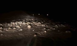 Gercüş'te heyelan: Mahsur kalan vatandaşlar kurtarıldı