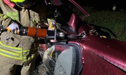 Gönen'de meydana gelen kazada araçta sıkışan şahıs kurtarıldı