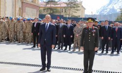 Hakkâri'nin kurtuluşu törenlerle kutlandı