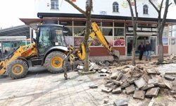 İhsaniye eski köy meydanı modern bir görünüme kavuşuyor