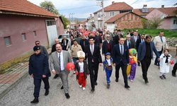 İlçede 23 Nisan öncesi coşkusu yürüyüşle taçlandı