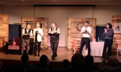 İncirliova'da Kim Haklı adlı tiyatro izleyicilerden tam not aldı