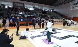 İnegöl'ün mucitleri robotlarını yarıştırdı