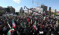 İran'da eski dini lider Hamaney, ölümünün 40'ıncı gününde anıldı