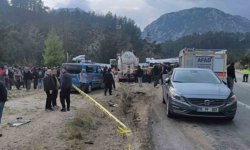 İş dönüşü yaşanan ve 7 kişinin hayatını kaybettiği feci kaza sonrası yol trafiğe açıldı