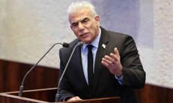 İsrail muhalefet liderinden Netanyahu'ya sert eleştiri: 'İsrail, masada bile yer almadı'