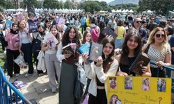 İZKİTAP'ta edebiyat şöleni yaşanıyor