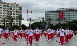 İzmir'de 23 Nisan coşkusu
