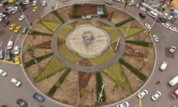 İzmir'in kalbi çiçek açtı