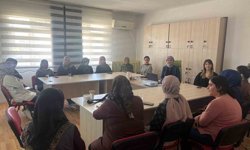 Kadınlara yanlış ilaç tüketiminin riskleri anlatıldı