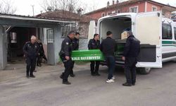 Kan donduran cinayet: İki kardeş bir oldu, babalarını bıçak ve baltayla öldürdü