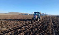 Kars'ta ekin sezonu başladı: Çiftçiler tarlaya indi