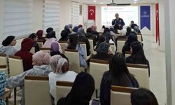 Kars'ta öğrencilere siber güvenlik eğitimi