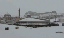 Kars'ta yer gök beyaz: Kar kalınlığı 30 santimi aştı