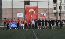 Kemaliye'de Polis Haftası'nda dostluk maçı düzenlendi