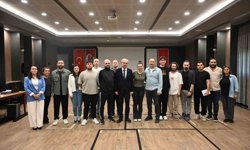 Kepez Kent Tiyatrosu ekibinden 19 Mayıs'a özel gösterim