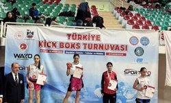 Kick Boks Türkiye Şampiyonası'nda Niğde'ye gurur veren başarı