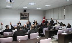 Kula Belediye Meclisi'nde 2025 faaliyet raporu reddedildi