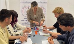 Kütahya Dumlupınar Üniversitesi'nde Arkeolojik Çizim Teknikleri Atölyesi düzenlendi