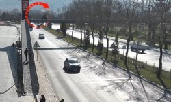 Kütahya İl Emniyet Müdürlüğü'nden motosiklet sürücülerine yaya üst geçidi uyarısı