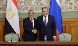 Lavrov: 'ABD'nin sadece Hürmüz'ün açılmasını talep etmesi değil, savaşı sonlandırması da gerekiyor'