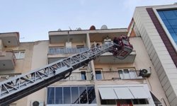 Manisa'da çamaşır makinesinden çıkan yangın paniğe neden oldu