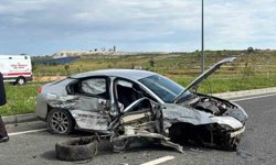 Mardin'de minibüs ve otomobil çarpıştı: 2 yaralı