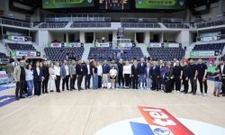 Merkezefendi Basketbol Takımı eğitime destek amacıyla parkeye çıktı