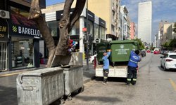 Mersin kent merkezinde çöp konteynerleri yenileniyor