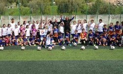 Mersin Üniversitesi'nde yüzlerce çocuk ve genç, dijital bağımlılıktan uzak sporla yetişiyor