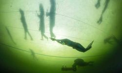 Milli sporcu Erken, Finlandiya'da dünya rekoru kırdı