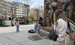 Minik ayakları ile uyduğu ritimler binlerce beğeni aldı