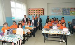 Müdür Tosun, öğretmen ve öğrencilerle bir araya geldi