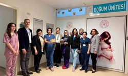 Muğla Eğitim ve Araştırma Hastanesi'nde ebeler unutulmadı